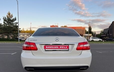 Mercedes-Benz E-Класс, 2011 год, 1 879 000 рублей, 6 фотография