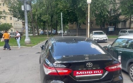 Toyota Camry, 2019 год, 2 650 000 рублей, 3 фотография
