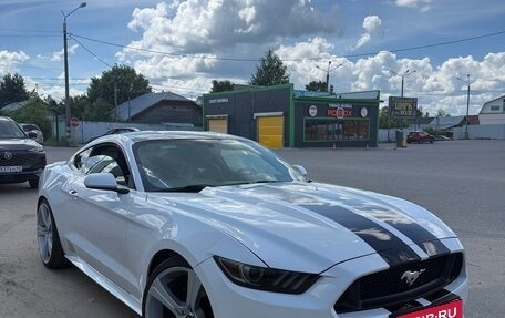 Ford Mustang VI рестайлинг, 2017 год, 3 300 000 рублей, 3 фотография