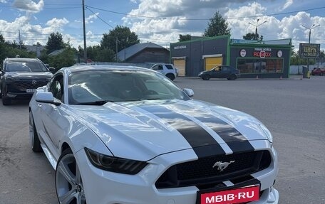 Ford Mustang VI рестайлинг, 2017 год, 3 300 000 рублей, 2 фотография