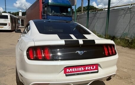 Ford Mustang VI рестайлинг, 2017 год, 3 300 000 рублей, 11 фотография