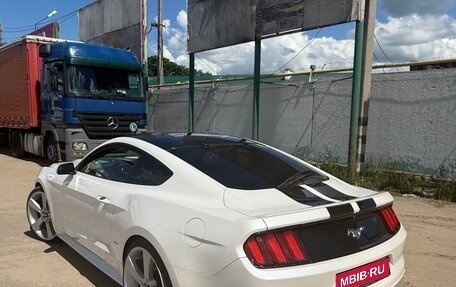 Ford Mustang VI рестайлинг, 2017 год, 3 300 000 рублей, 10 фотография