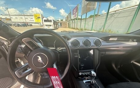 Ford Mustang VI рестайлинг, 2017 год, 3 300 000 рублей, 18 фотография
