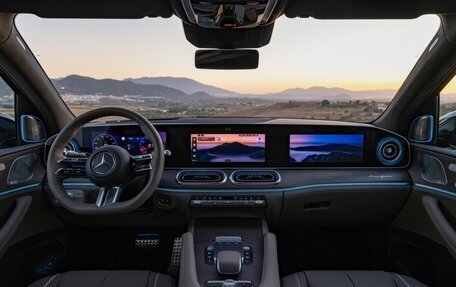 Mercedes-Benz GLS, 2026 год, 15 990 000 рублей, 10 фотография