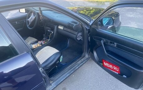 Audi A6, 1994 год, 330 000 рублей, 7 фотография