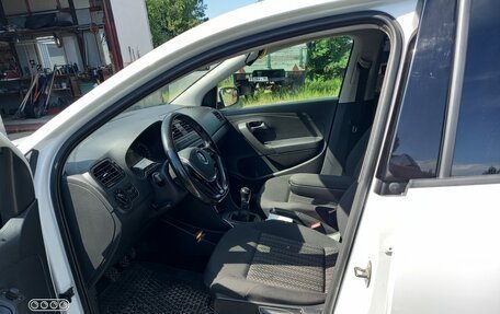 Volkswagen Polo VI (EU Market), 2017 год, 1 200 000 рублей, 8 фотография