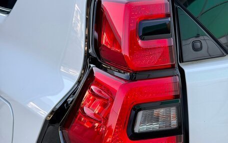 Toyota Land Cruiser Prado 150 рестайлинг 2, 2018 год, 5 390 000 рублей, 16 фотография