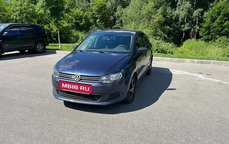 Volkswagen Polo VI (EU Market), 2013 год, 700 000 рублей, 3 фотография