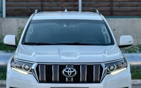 Toyota Land Cruiser Prado 150 рестайлинг 2, 2018 год, 5 390 000 рублей, 37 фотография