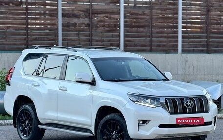 Toyota Land Cruiser Prado 150 рестайлинг 2, 2018 год, 5 390 000 рублей, 36 фотография