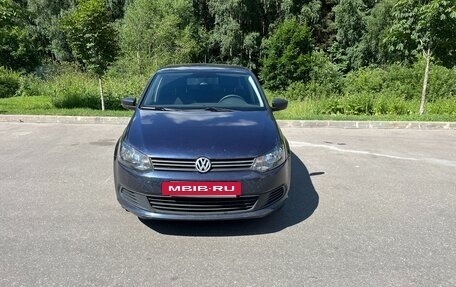 Volkswagen Polo VI (EU Market), 2013 год, 700 000 рублей, 2 фотография