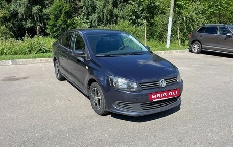 Volkswagen Polo VI (EU Market), 2013 год, 700 000 рублей, 4 фотография