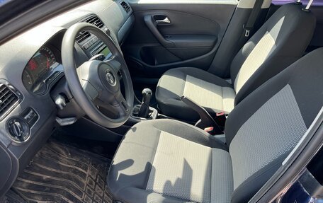 Volkswagen Polo VI (EU Market), 2013 год, 700 000 рублей, 13 фотография