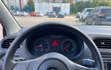 Volkswagen Polo VI (EU Market), 2013 год, 700 000 рублей, 12 фотография