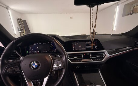 BMW 3 серия, 2020 год, 3 890 000 рублей, 4 фотография