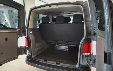 Volkswagen Caravelle T6 рестайлинг, 2020 год, 3 600 000 рублей, 11 фотография