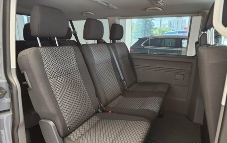 Volkswagen Caravelle T6 рестайлинг, 2020 год, 3 600 000 рублей, 8 фотография