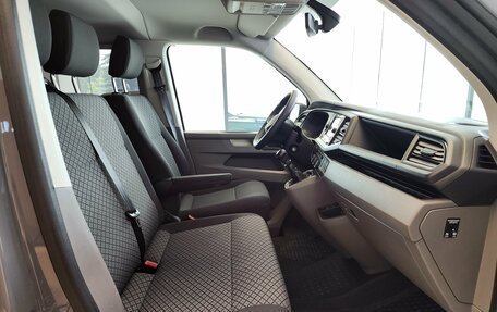 Volkswagen Caravelle T6 рестайлинг, 2020 год, 3 600 000 рублей, 15 фотография