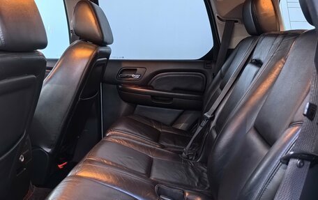 Cadillac Escalade III, 2007 год, 1 270 000 рублей, 17 фотография