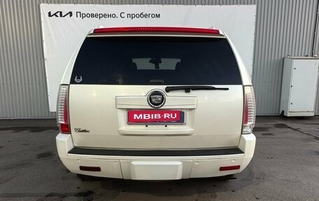 Cadillac Escalade III, 2007 год, 1 270 000 рублей, 6 фотография