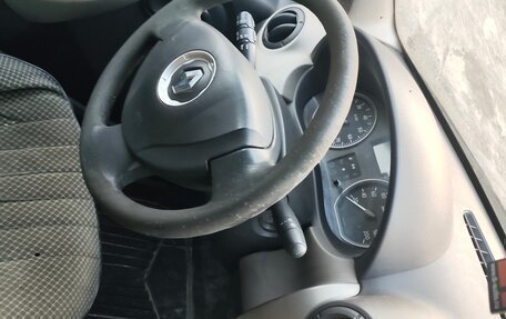 Renault Logan I, 2010 год, 100 000 рублей, 14 фотография