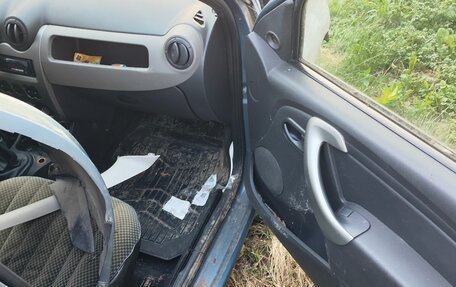 Renault Logan I, 2010 год, 100 000 рублей, 12 фотография
