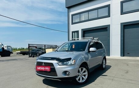 Mitsubishi Outlander III рестайлинг 3, 2010 год, 1 379 000 рублей, 1 фотография