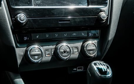 Skoda Octavia, 2017 год, 1 700 000 рублей, 20 фотография