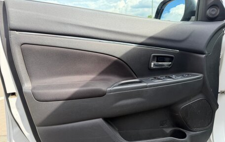 Mitsubishi ASX I рестайлинг, 2012 год, 1 100 000 рублей, 10 фотография