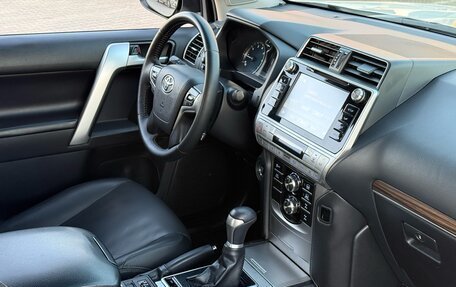 Toyota Land Cruiser Prado 150 рестайлинг 2, 2019 год, 5 199 000 рублей, 10 фотография