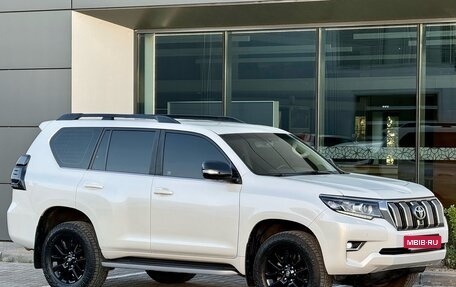 Toyota Land Cruiser Prado 150 рестайлинг 2, 2019 год, 5 199 000 рублей, 18 фотография