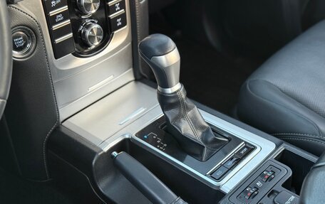 Toyota Land Cruiser Prado 150 рестайлинг 2, 2019 год, 5 199 000 рублей, 26 фотография