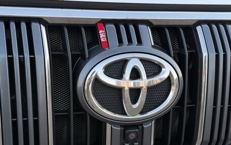 Toyota Land Cruiser Prado 150 рестайлинг 2, 2019 год, 5 199 000 рублей, 20 фотография