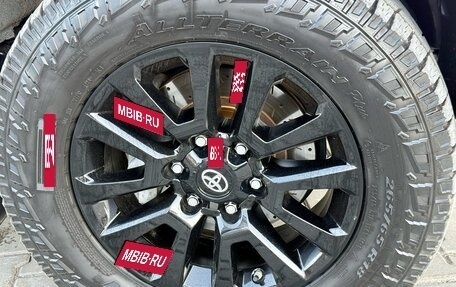 Toyota Land Cruiser Prado 150 рестайлинг 2, 2019 год, 5 199 000 рублей, 22 фотография