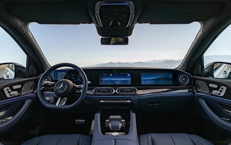 Mercedes-Benz GLE, 2026 год, 13 790 000 рублей, 5 фотография