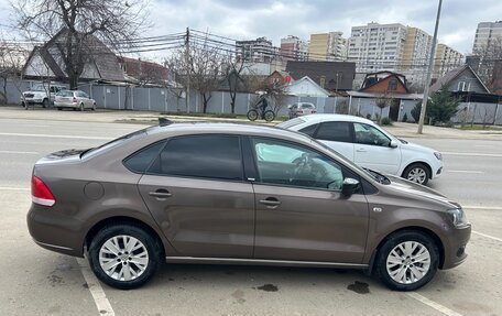 Volkswagen Polo VI (EU Market), 2014 год, 730 000 рублей, 2 фотография