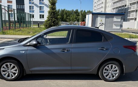 Hyundai Solaris II рестайлинг, 2019 год, 895 000 рублей, 4 фотография