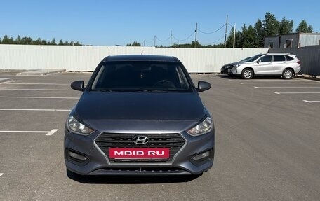 Hyundai Solaris II рестайлинг, 2019 год, 895 000 рублей, 2 фотография