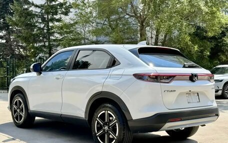 Honda Vezel, 2023 год, 2 100 000 рублей, 6 фотография