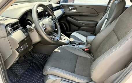 Honda Vezel, 2023 год, 2 100 000 рублей, 10 фотография