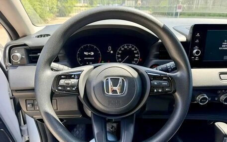 Honda Vezel, 2023 год, 2 100 000 рублей, 14 фотография