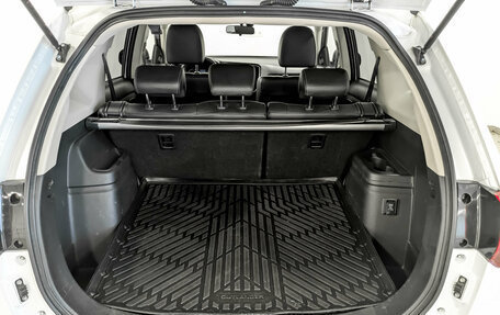 Mitsubishi Outlander III рестайлинг 3, 2018 год, 1 750 000 рублей, 10 фотография