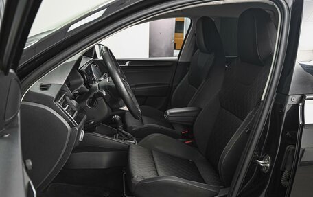 Skoda Rapid II, 2022 год, 2 132 000 рублей, 10 фотография