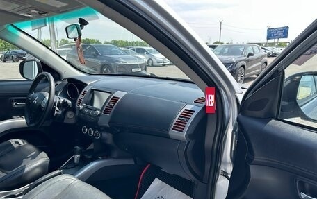 Mitsubishi Outlander III рестайлинг 3, 2010 год, 1 379 000 рублей, 12 фотография