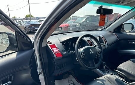 Mitsubishi Outlander III рестайлинг 3, 2010 год, 1 379 000 рублей, 10 фотография