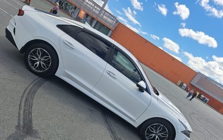 KIA K5, 2021 год, 2 300 000 рублей, 18 фотография