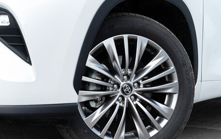 Toyota Highlander, 2025 год, 5 640 000 рублей, 13 фотография
