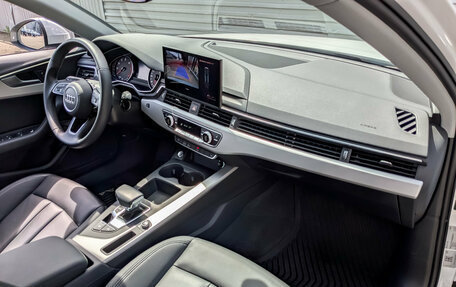 Audi A4, 2021 год, 3 650 000 рублей, 10 фотография