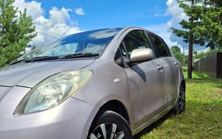 Toyota Vitz, 2005 год, 299 999 рублей, 2 фотография
