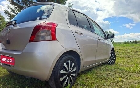 Toyota Vitz, 2005 год, 299 999 рублей, 4 фотография